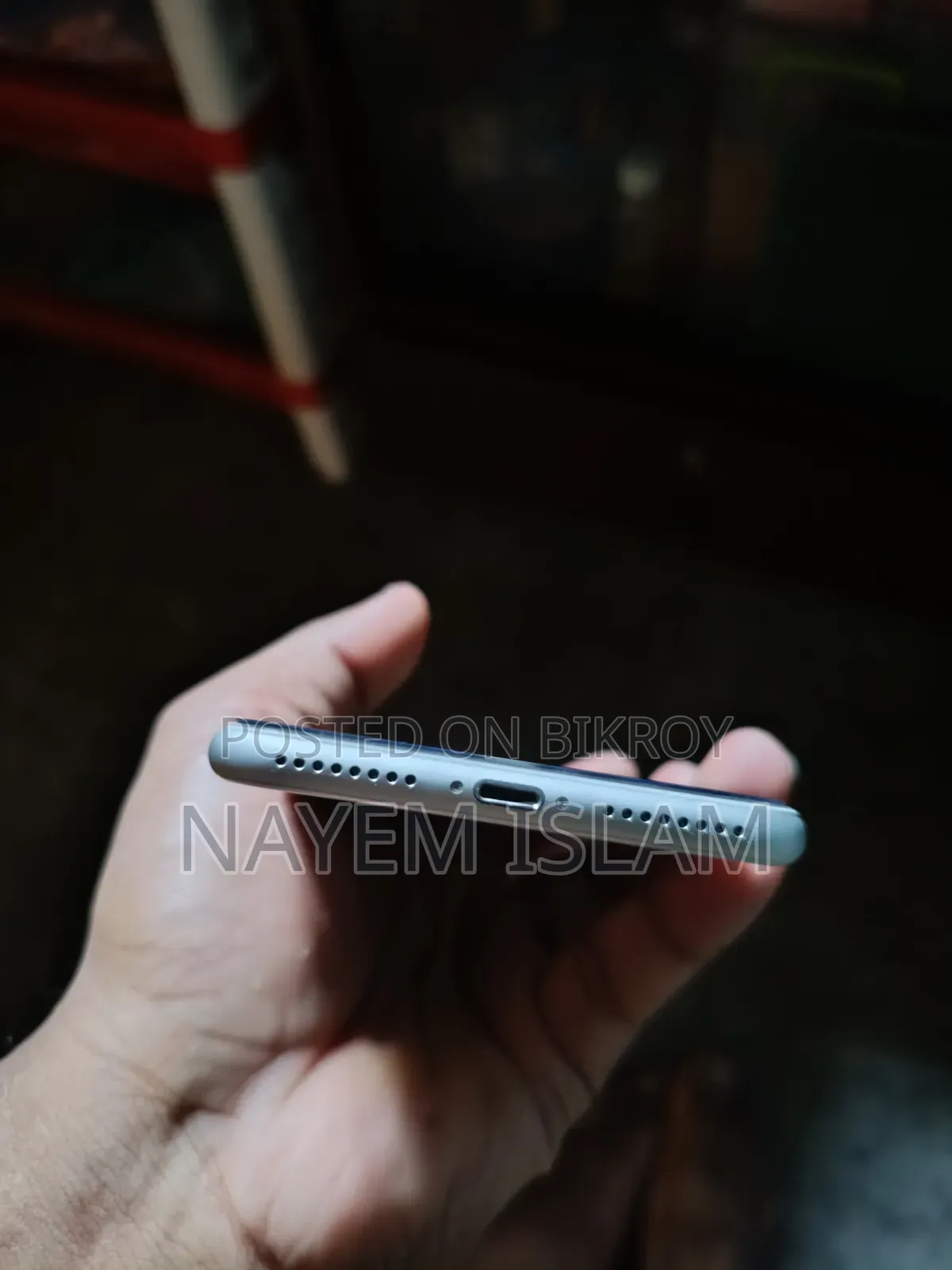 Apple iPhone 8 Plus 64 GB White