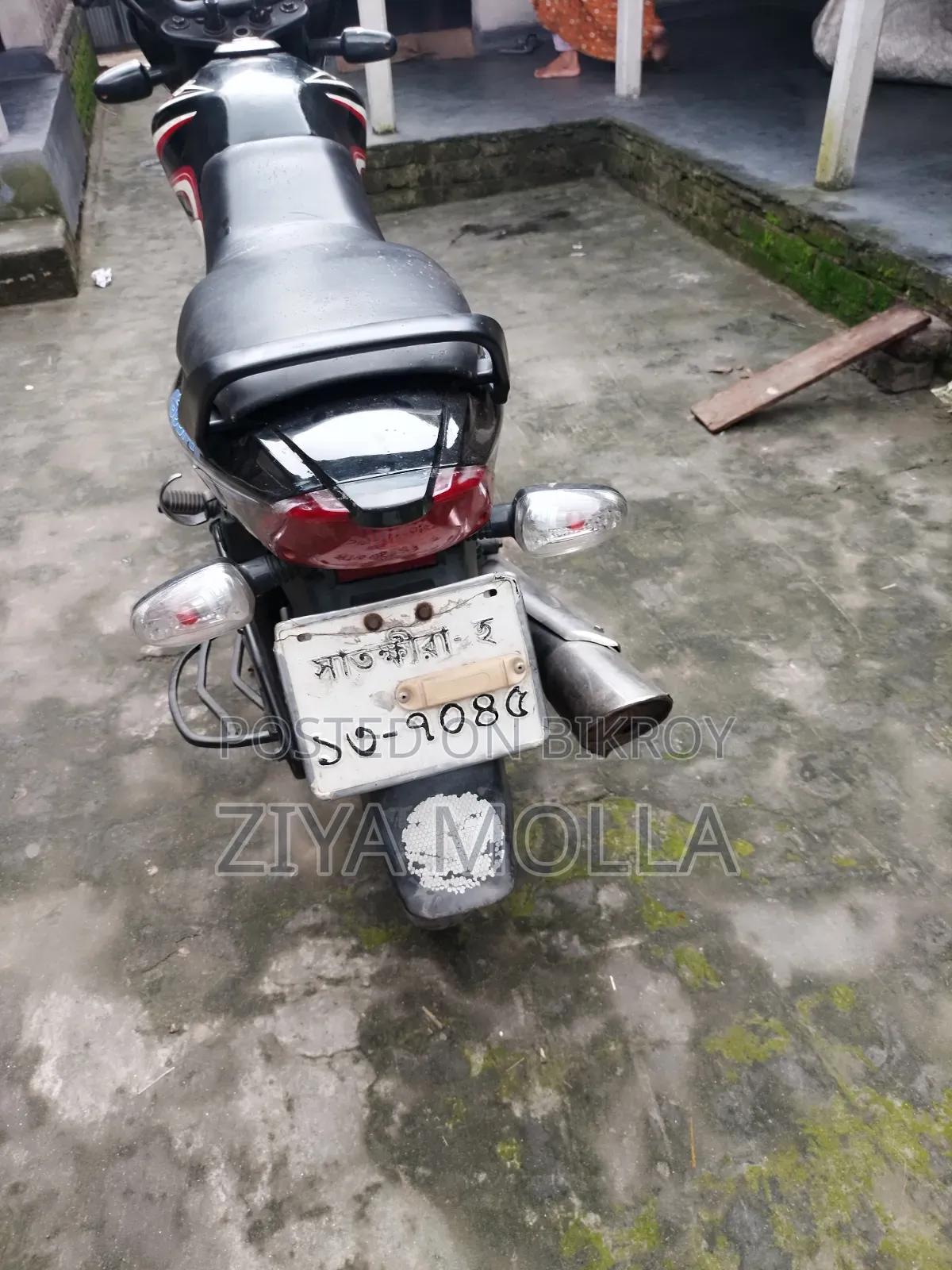 নতুন টিভিএস মেট্রো ২০১৬ কালো