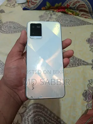 Vivo Y21 64 GB White