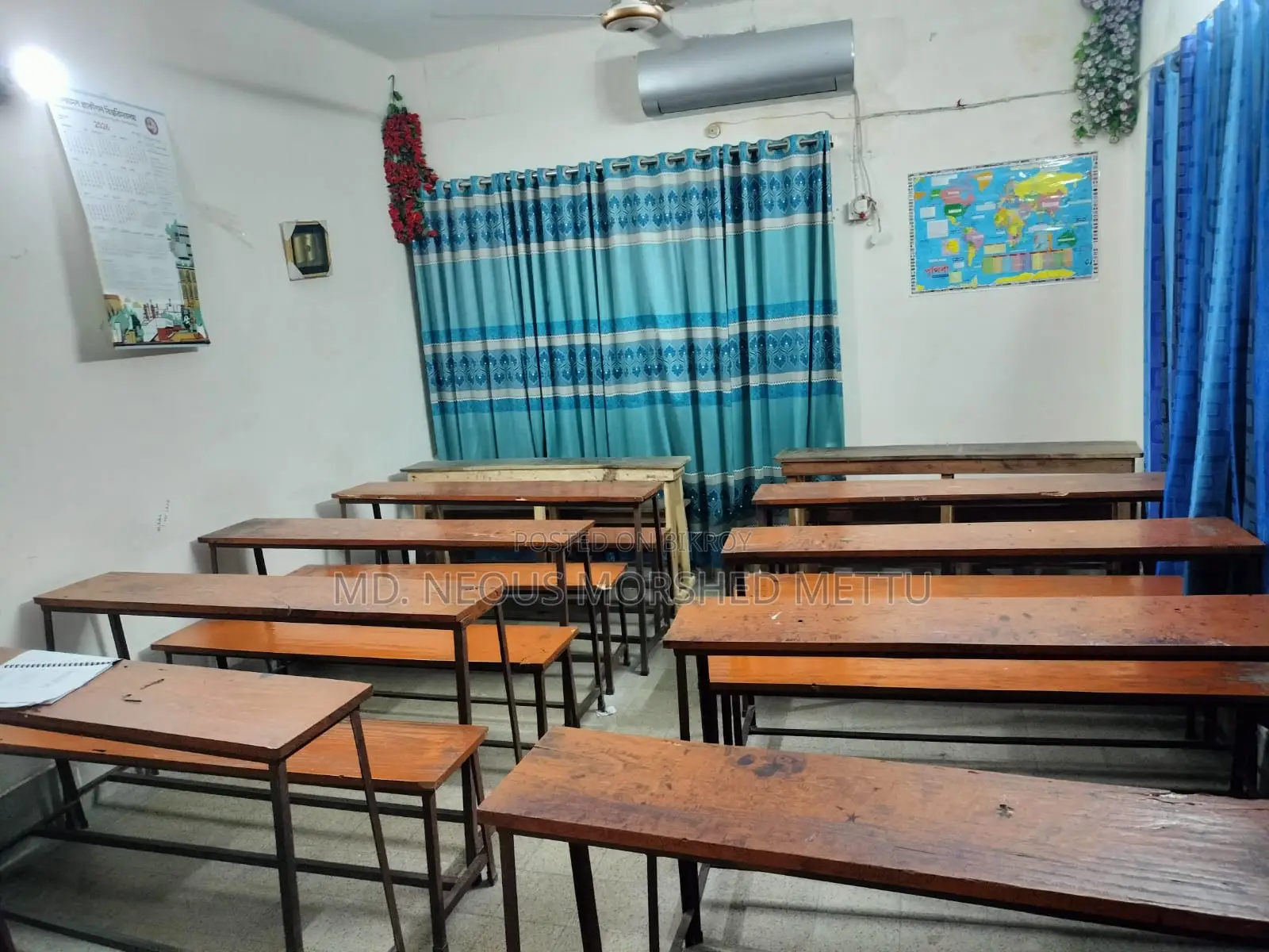 15 Sets of Wooden Benches with Iron Structure for Coaching or School for Sale
