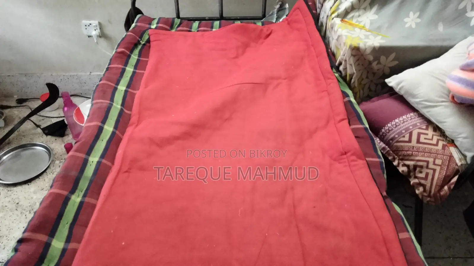 ৩ পিস সিঙ্গেল পারসন বেডিং।
