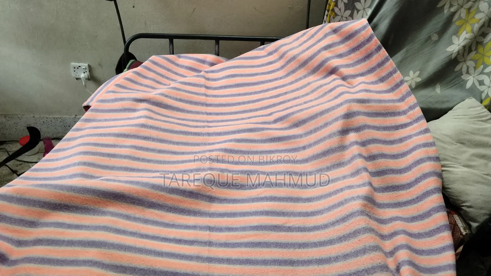 ৩ পিস সিঙ্গেল পারসন বেডিং।
