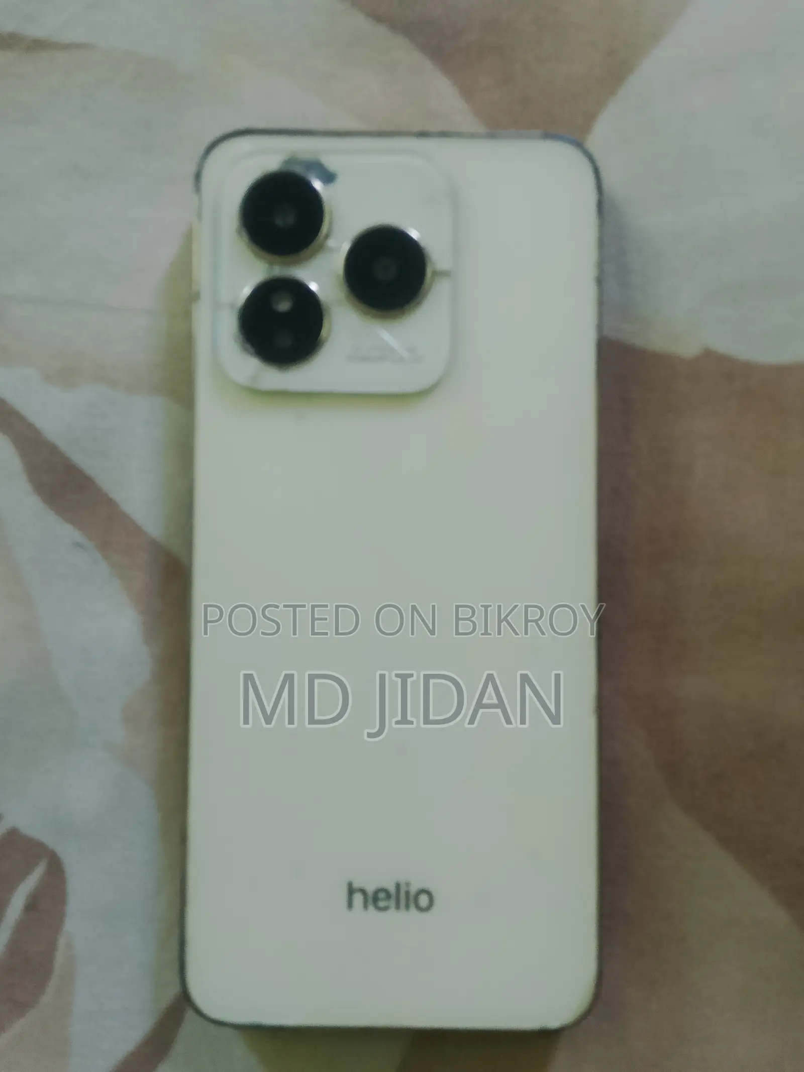 Helio 128 GB Gold