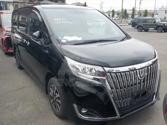 টয়োটা এসকায়ার ২০২১ কালো