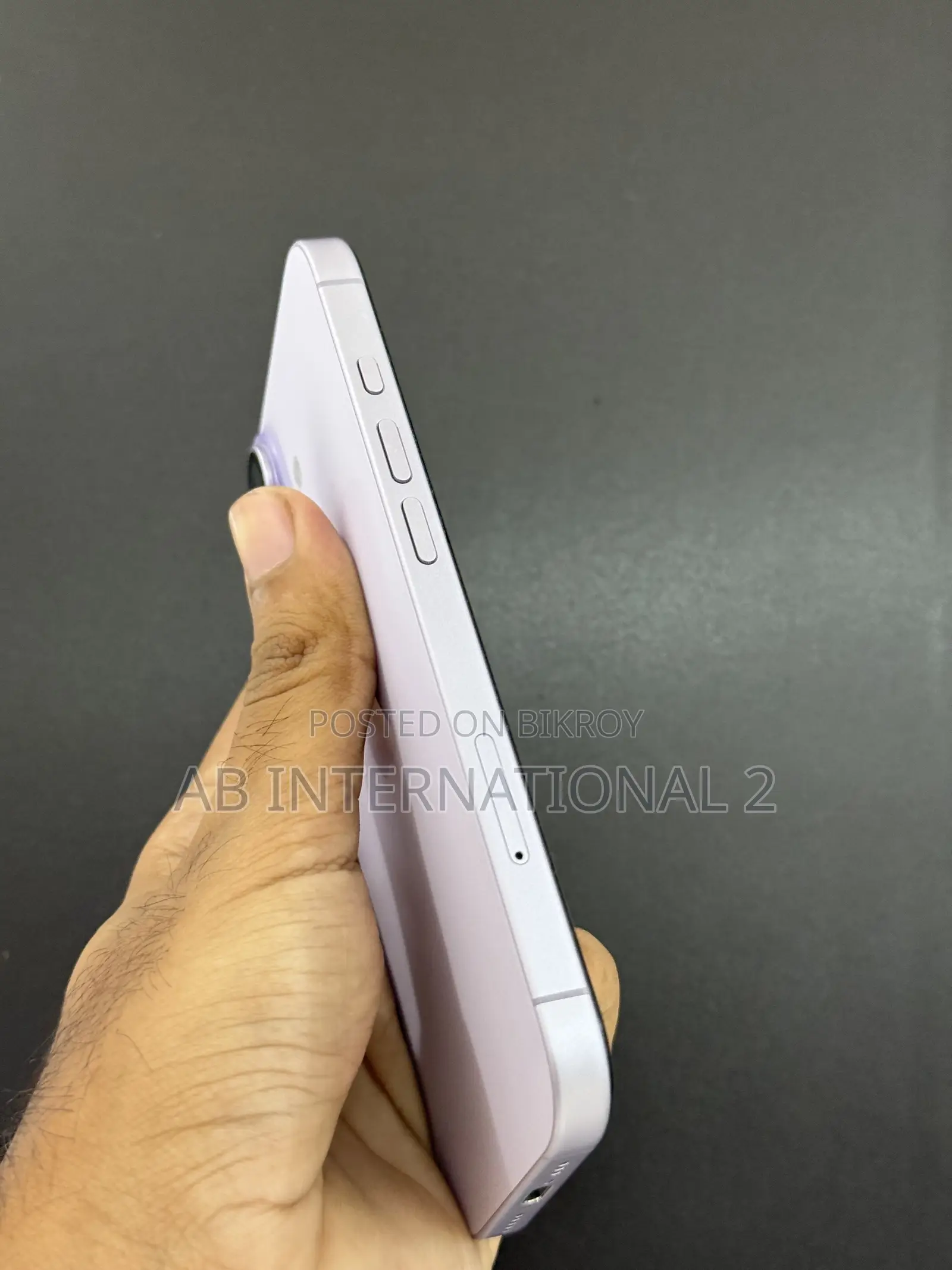 অ্যাপল আইফোন ১৭ ২৫৬ জিবি গ্রাফাইট