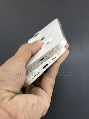 Apple iPhone 13 128 GB White