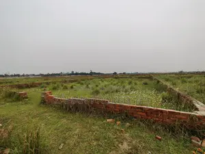 Bashundhara P-Ext Block 8 Katha Plot For Sale