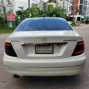 Mercedes-Benz C-Class 2012 White