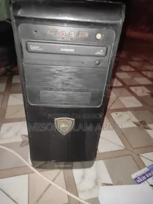 Desktop Computer Gigabyte 4GB Intel SSD 256GB