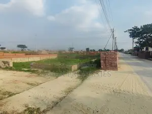 40/25 Feet Road Corner P Block 6 Katha Plot for Sale