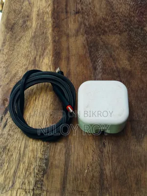 আইফোন চার্জার