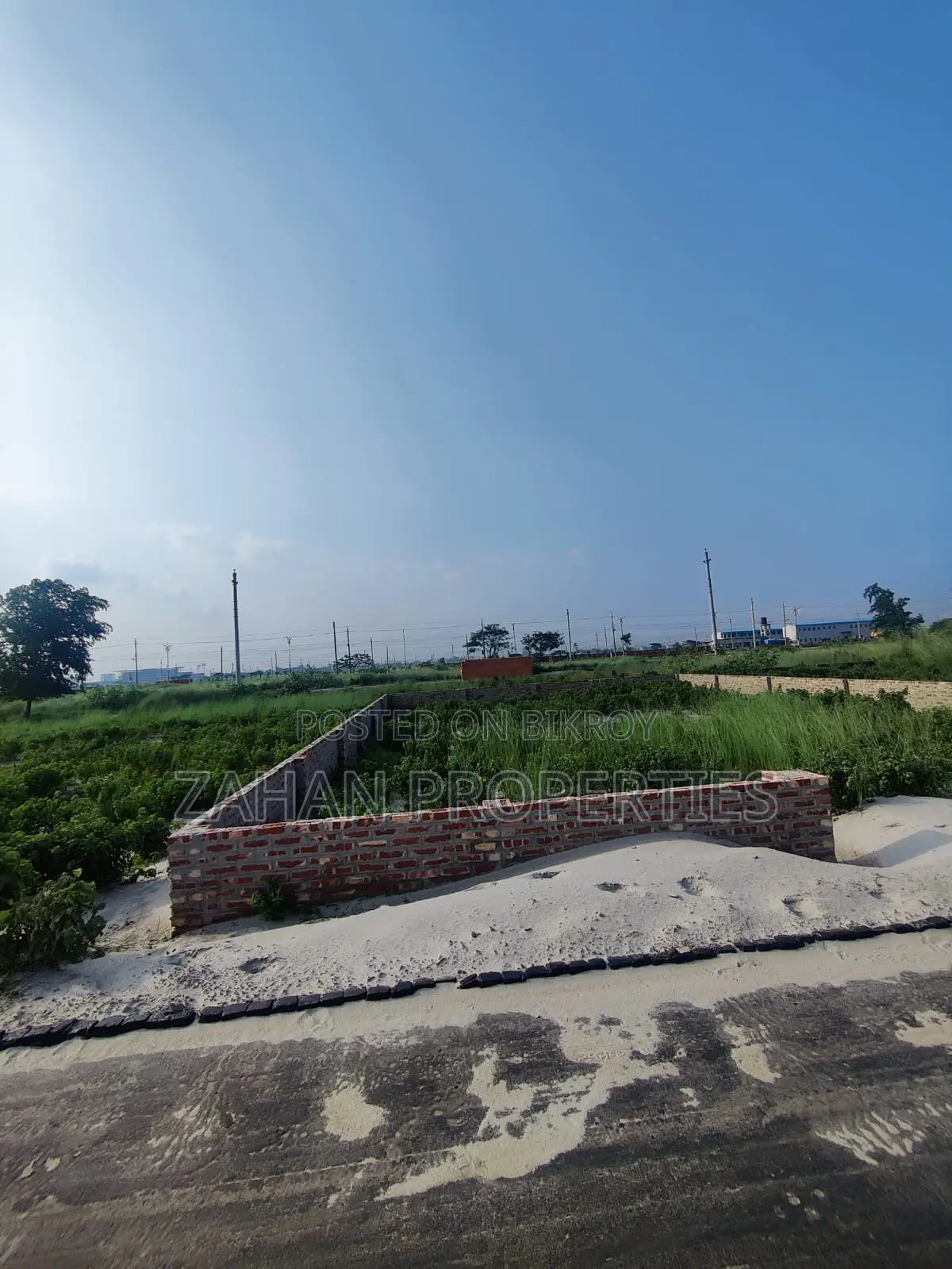 P Block 14 Katha Corner Plot Sell