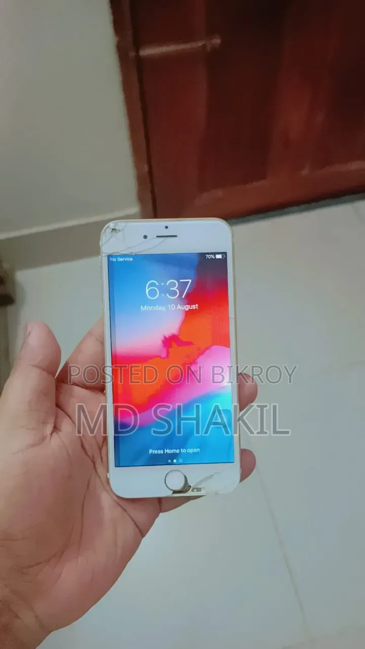 অ্যাপল আইফোন ৬ ১৬ জিবি হোয়াইট