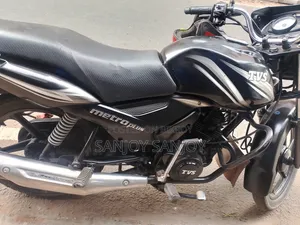 TVS Metro Plus 2015 Black