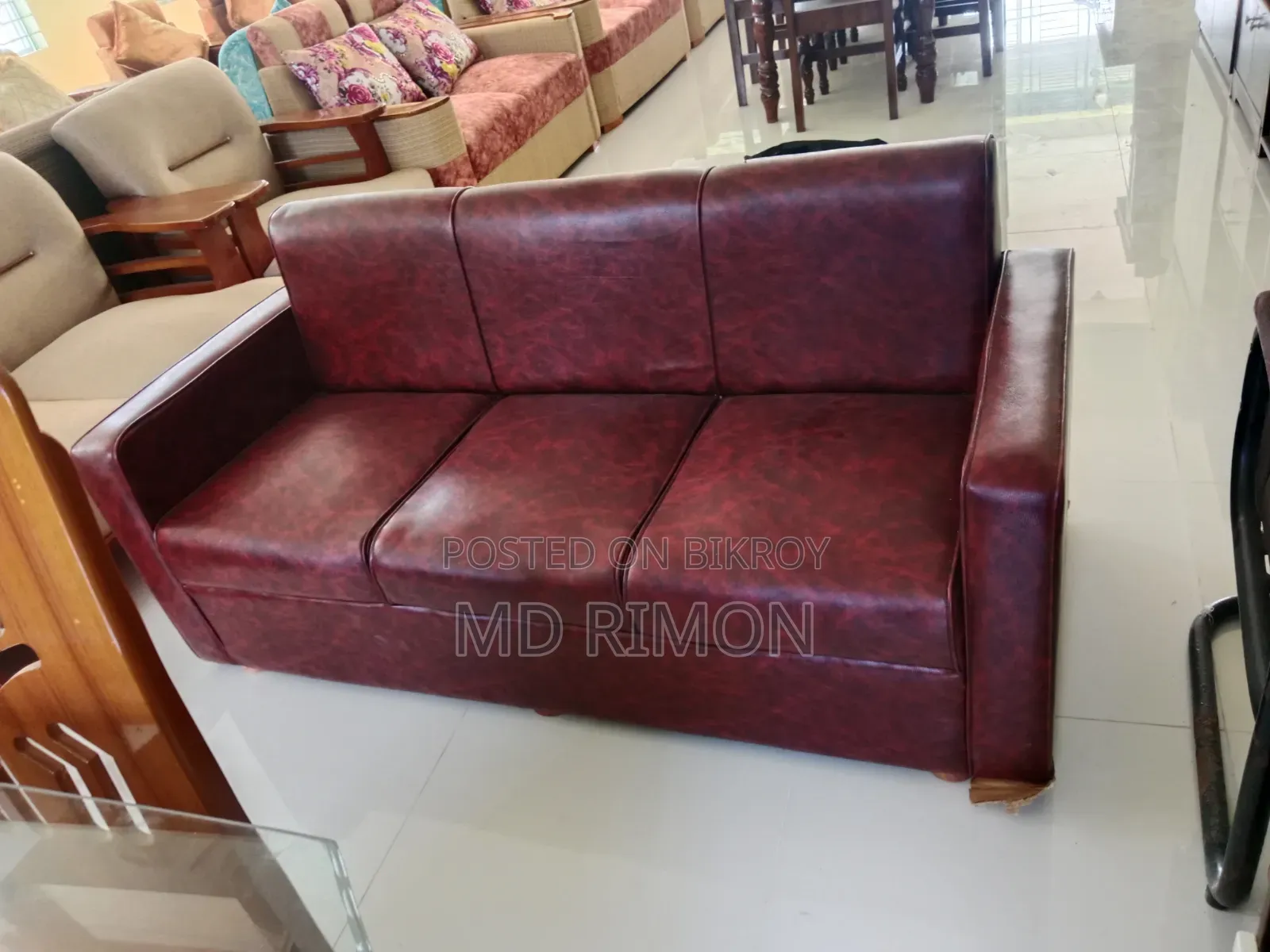 High-Quality Rexine Sofa