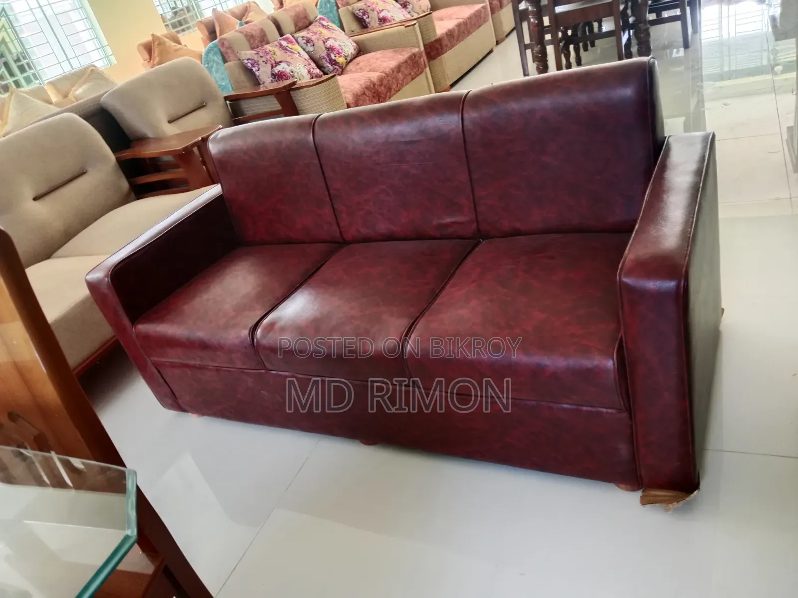 High-Quality Rexine Sofa