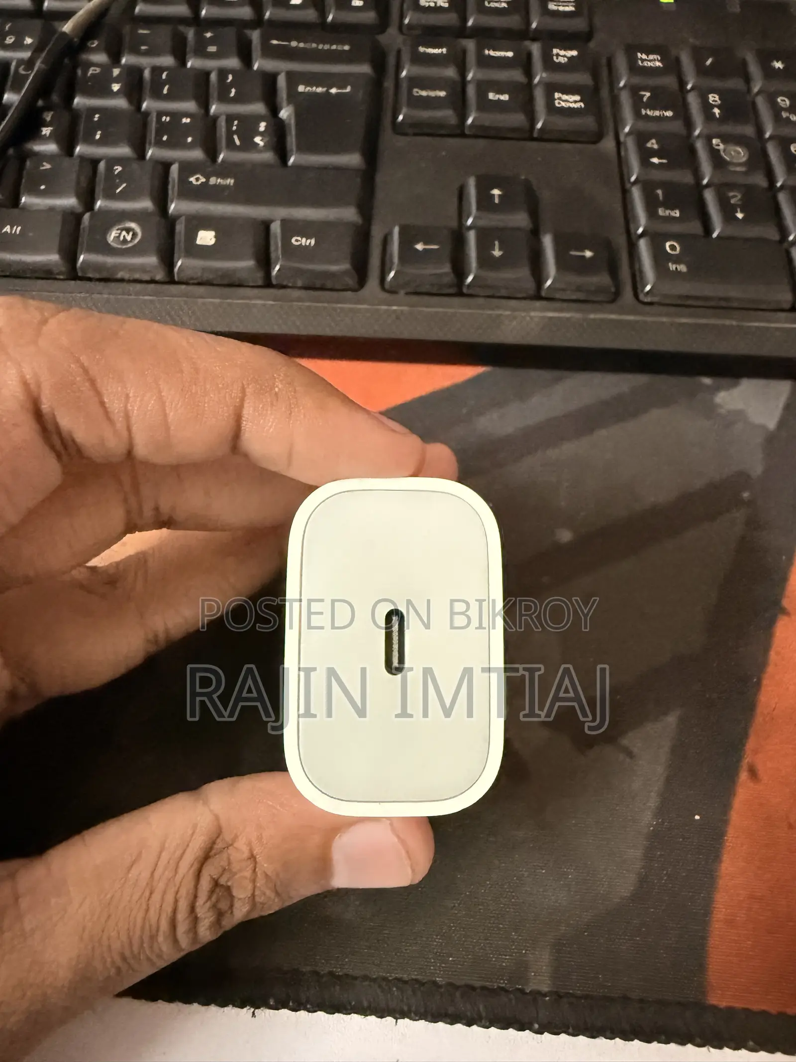 অ্যাপল ২০ডব্লিউ এডাপ্টার ইউএসএ