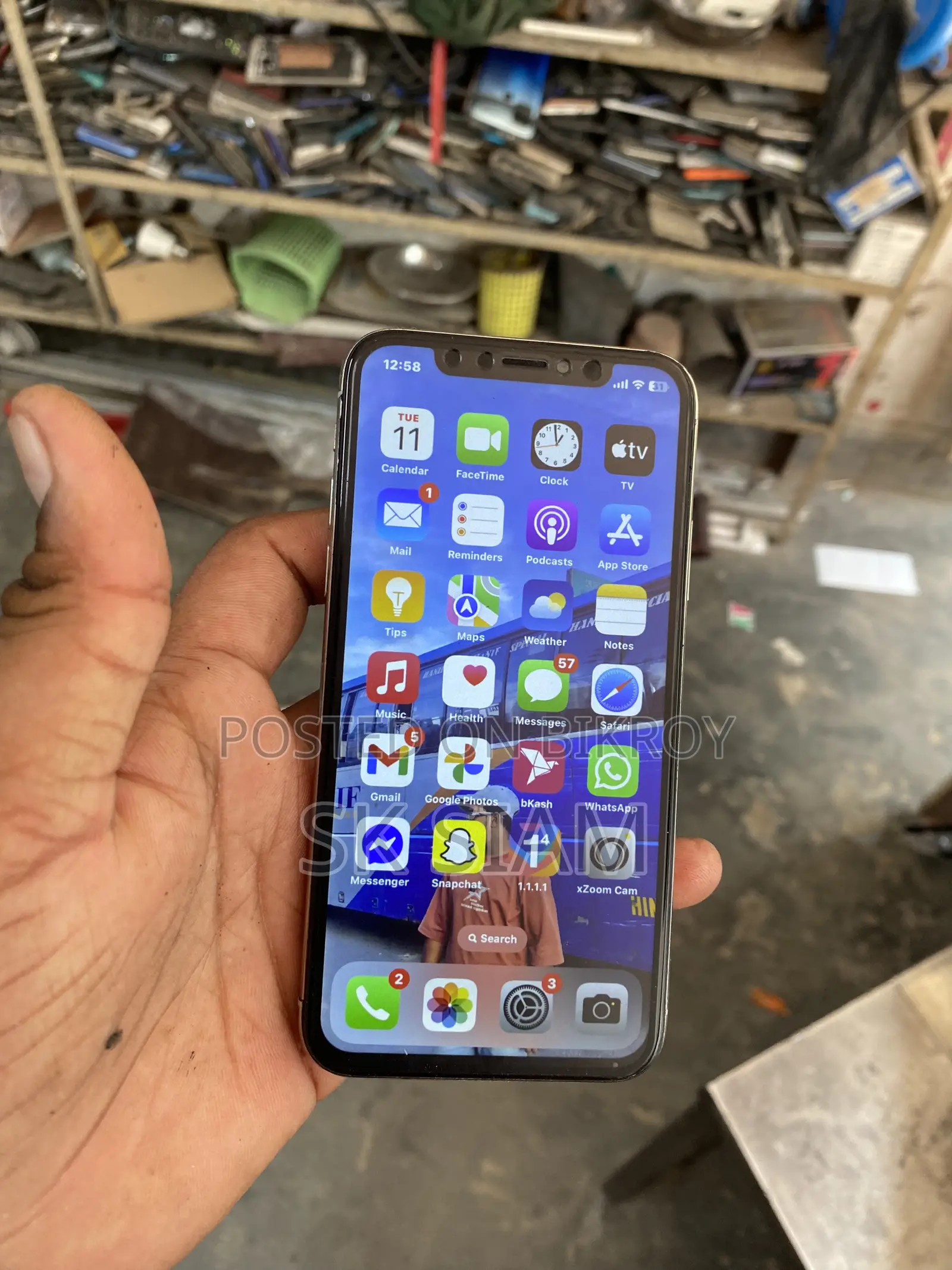 Apple iPhone X 256 GB White