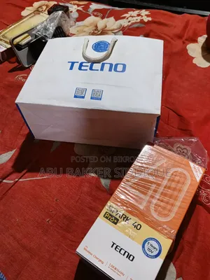 টেকনো স্পার্ক ৪০ প্রো ২৫৬ জিবি সিলভার