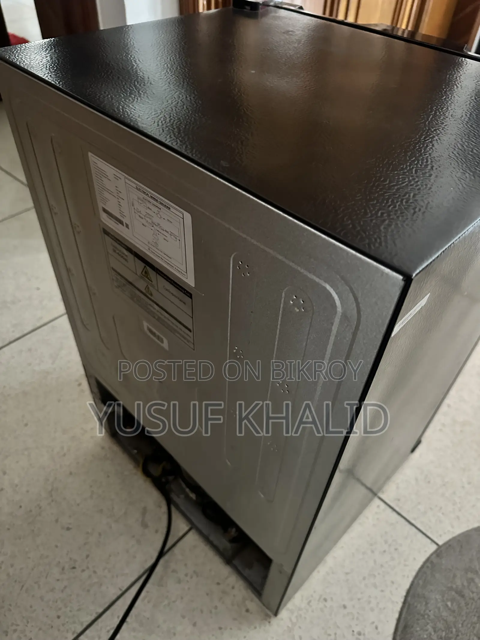 Walton Mini Fridge 70 Litre.