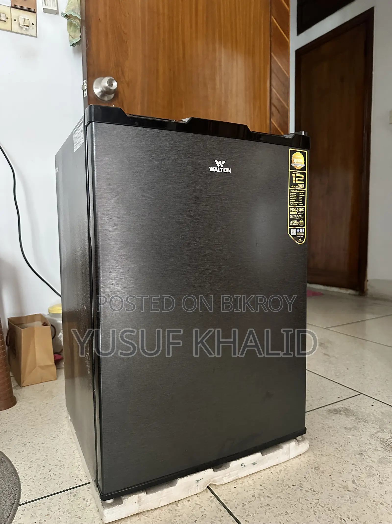 Walton Mini Fridge 70 Litre.