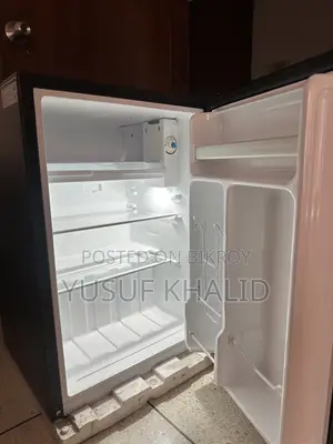Walton Mini Fridge 70 Litre.
