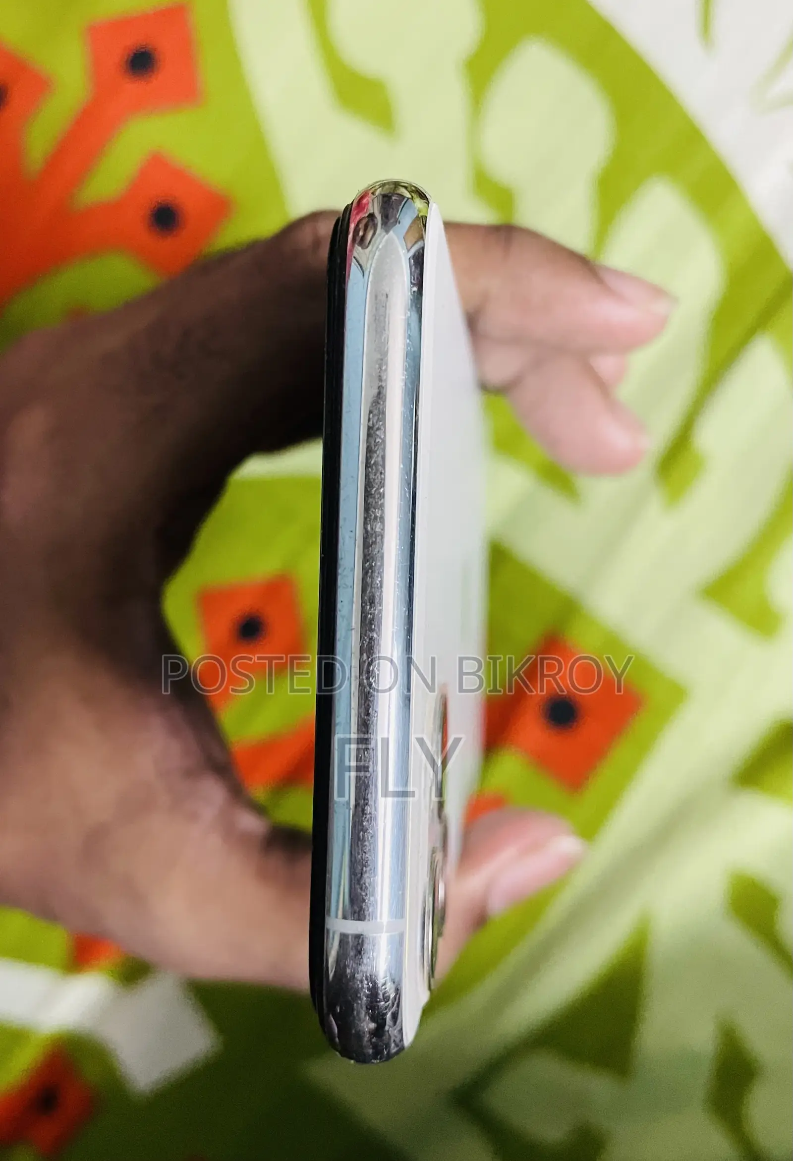 অ্যাপল আইফোন ১১ প্রো ম্যাক্স ২৫৬ জিবি হোয়াইট