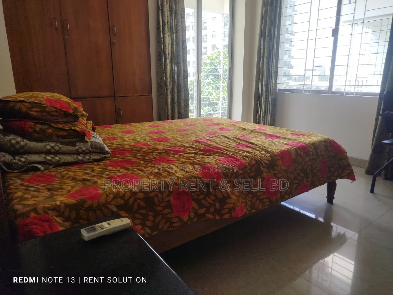 বনানীর প্রপার্টি রেন্ট সেল-এ ৩ বেডরুমের সজ্জিত অ্যাপার্টমেন্ট ভাড়ার জন্য
