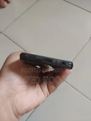 স্যামসাং গ্যালাক্সি এ৩২ ১২৮ জিবি ব্ল্যাক