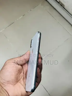 অ্যাপল আইফোন এক্স ৬৪ জিবি হোয়াইট