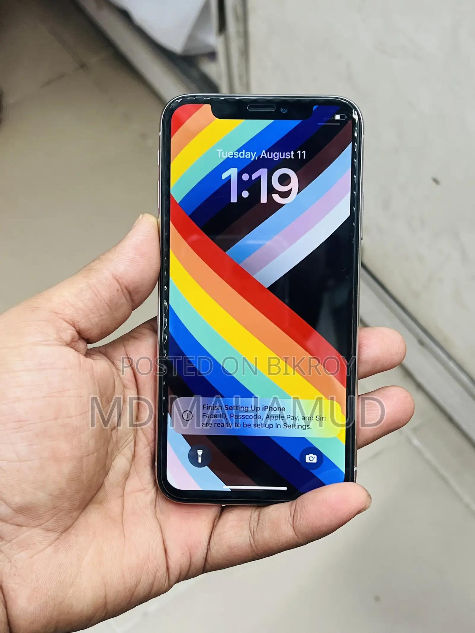 অ্যাপল আইফোন এক্স ৬৪ জিবি হোয়াইট