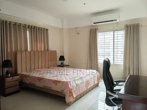 গুলশানে ভাড়ার জন্য ফার্নিশড ৩-বেডরুম ডুপ্লেক্স