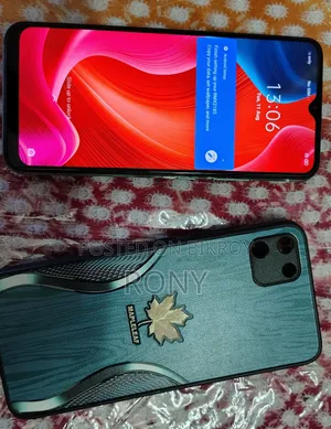রিয়েলমি ১১ ১২৮ জিবি সবুজ