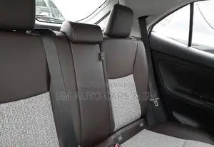 টয়োটা ইয়ারিস ক্রস ২০২১ পার্ল