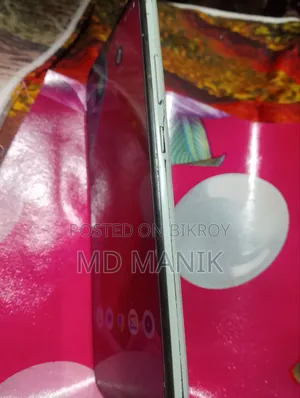 রিয়েলমি নারজো ৫০আই ৬৪ জিবি সাদা