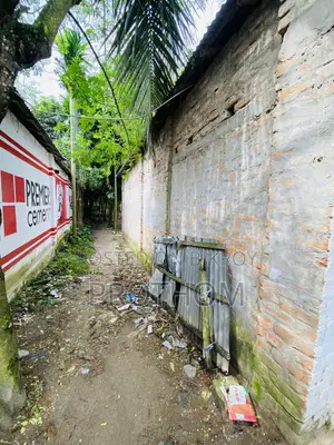 17.5 decimals of land for sale beside Sonatola road