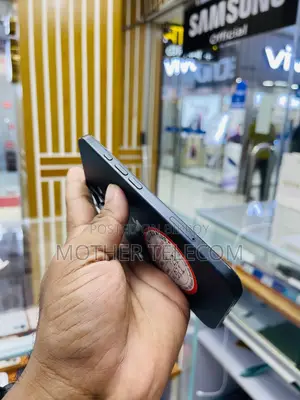 অ্যাপল আইফোন ১৬ ১২৮ জিবি ব্ল্যাক