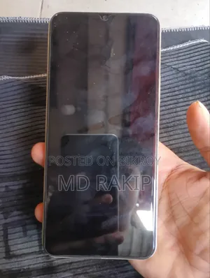 ভিভো ওয়াই১৬ ৬৪ জিবি ইয়েলো