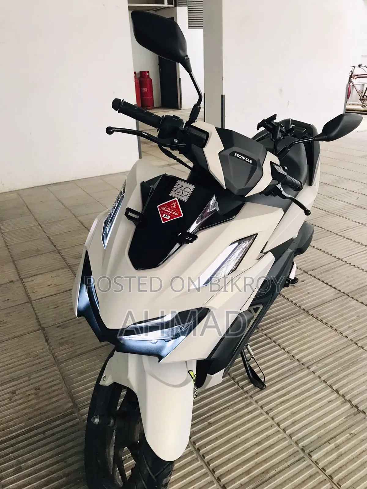 Honda Vario 2024 White