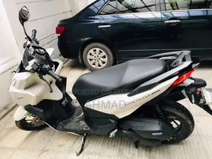 Honda Vario 2024 White