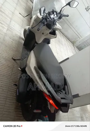 Honda Vario 2024 White