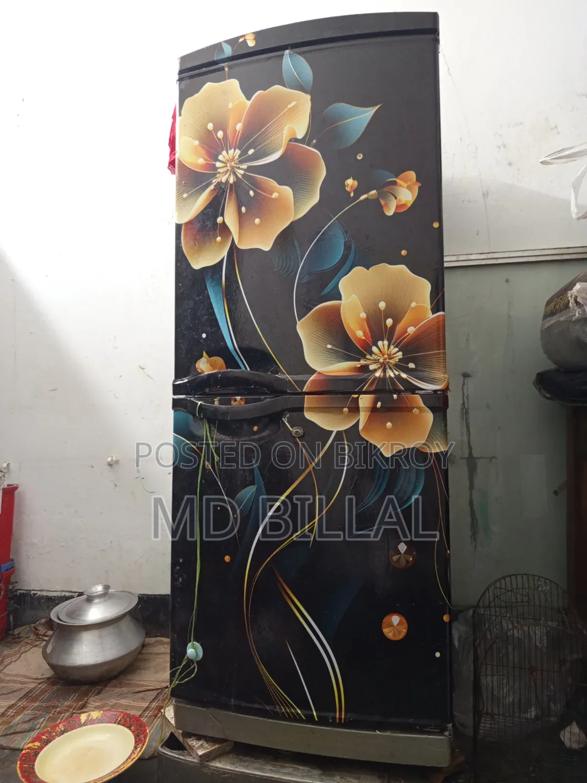 Win by buying an original LG company fridge. Low price and great quality