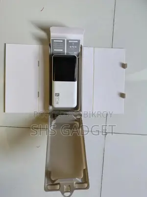 কিসনলি ২০০০০এমএএইচ ২২.৫ডব্লিউ ফাস্ট চার্জিং পাওয়ার ব্যাংক
