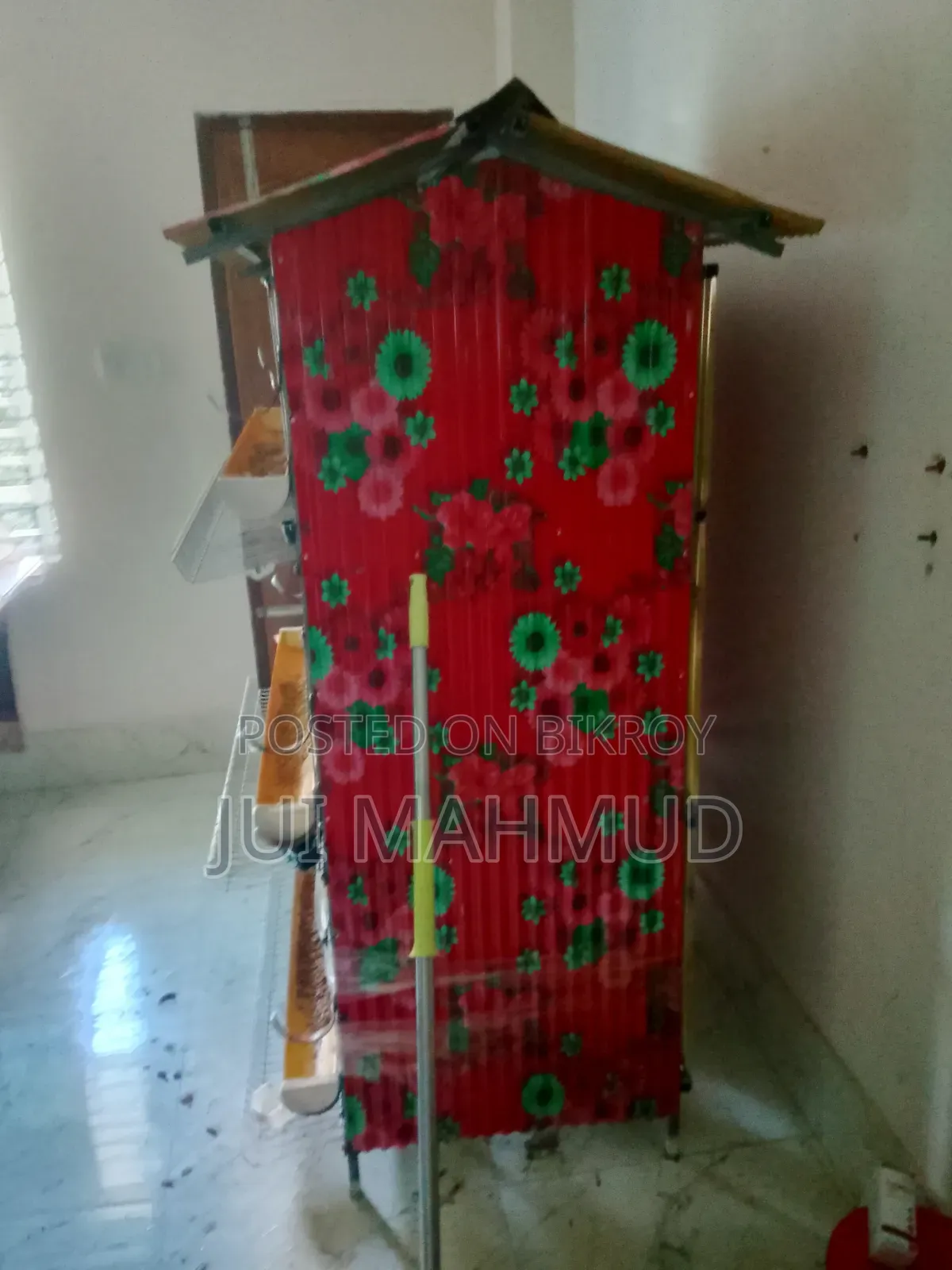 A chicken cage will be sold