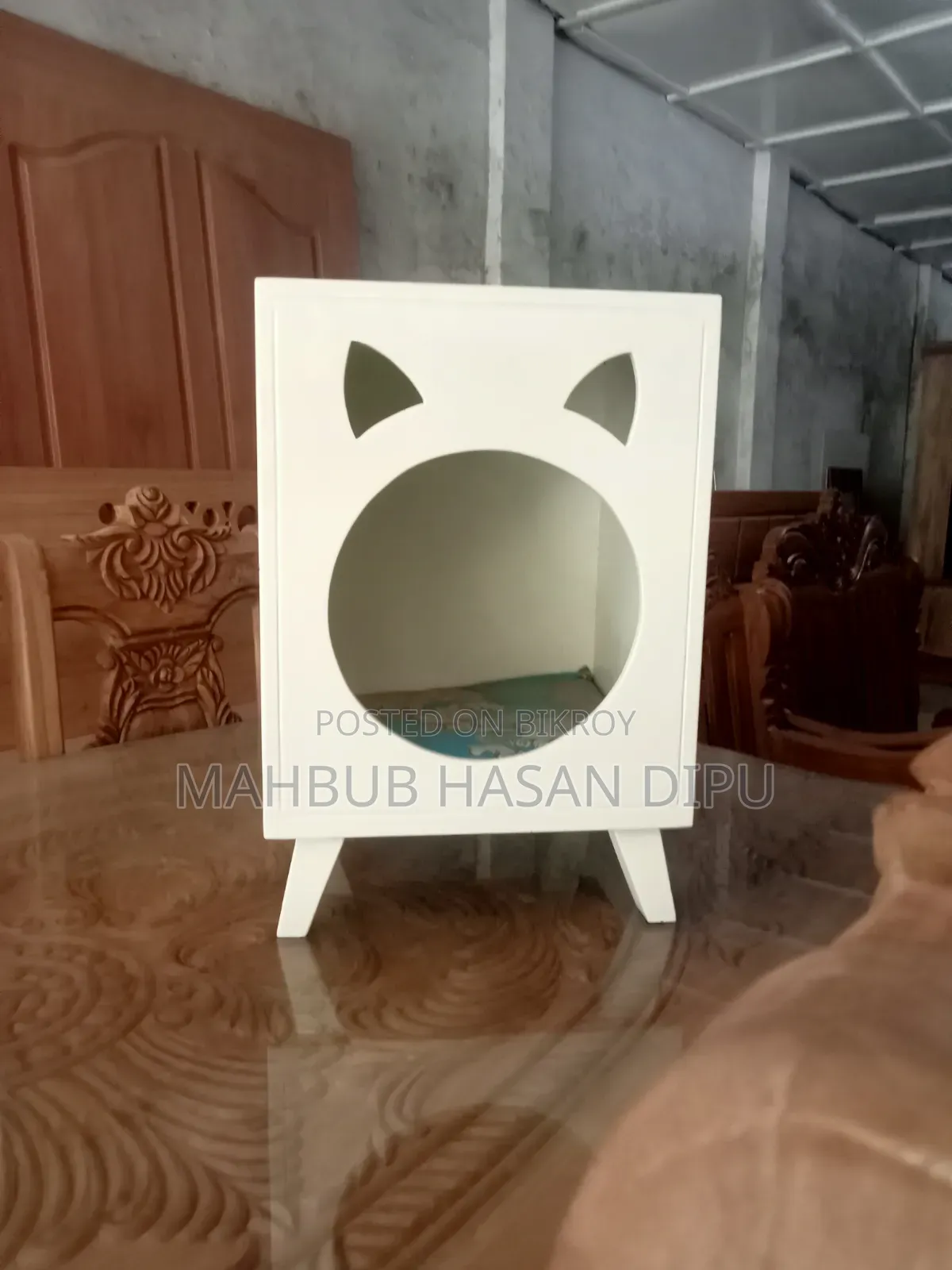 বিড়ালের ঘর