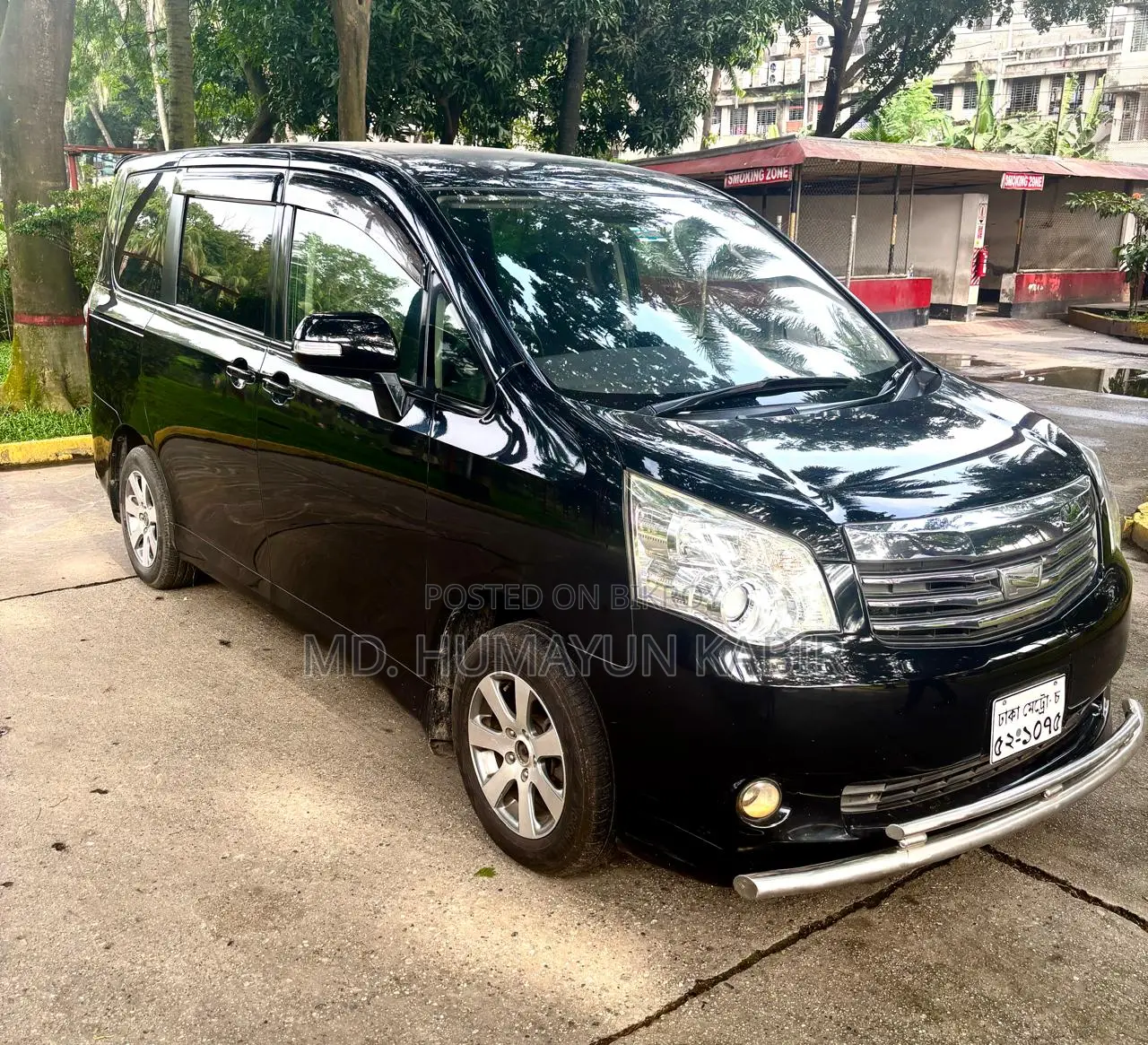 Toyota Noah 2013 Black