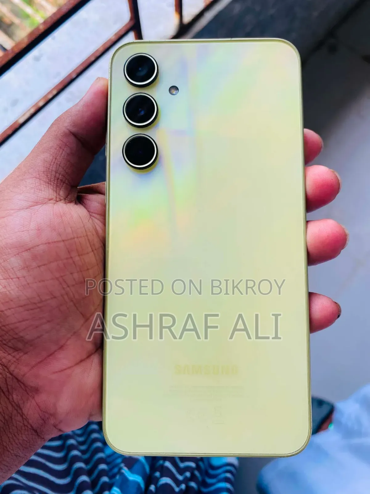 স্যামসাং গ্যালাক্সি এ৩৫ ১২৮ জিবি