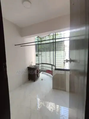 4 Bedroom Apartment in Anik Real Estate, Gulshan for Rent