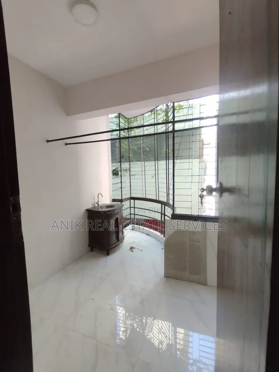 4 Bedroom Apartment in Anik Real Estate, Gulshan for rent