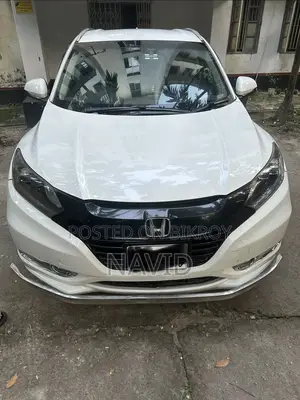 Honda Vezel 2014 Pearl